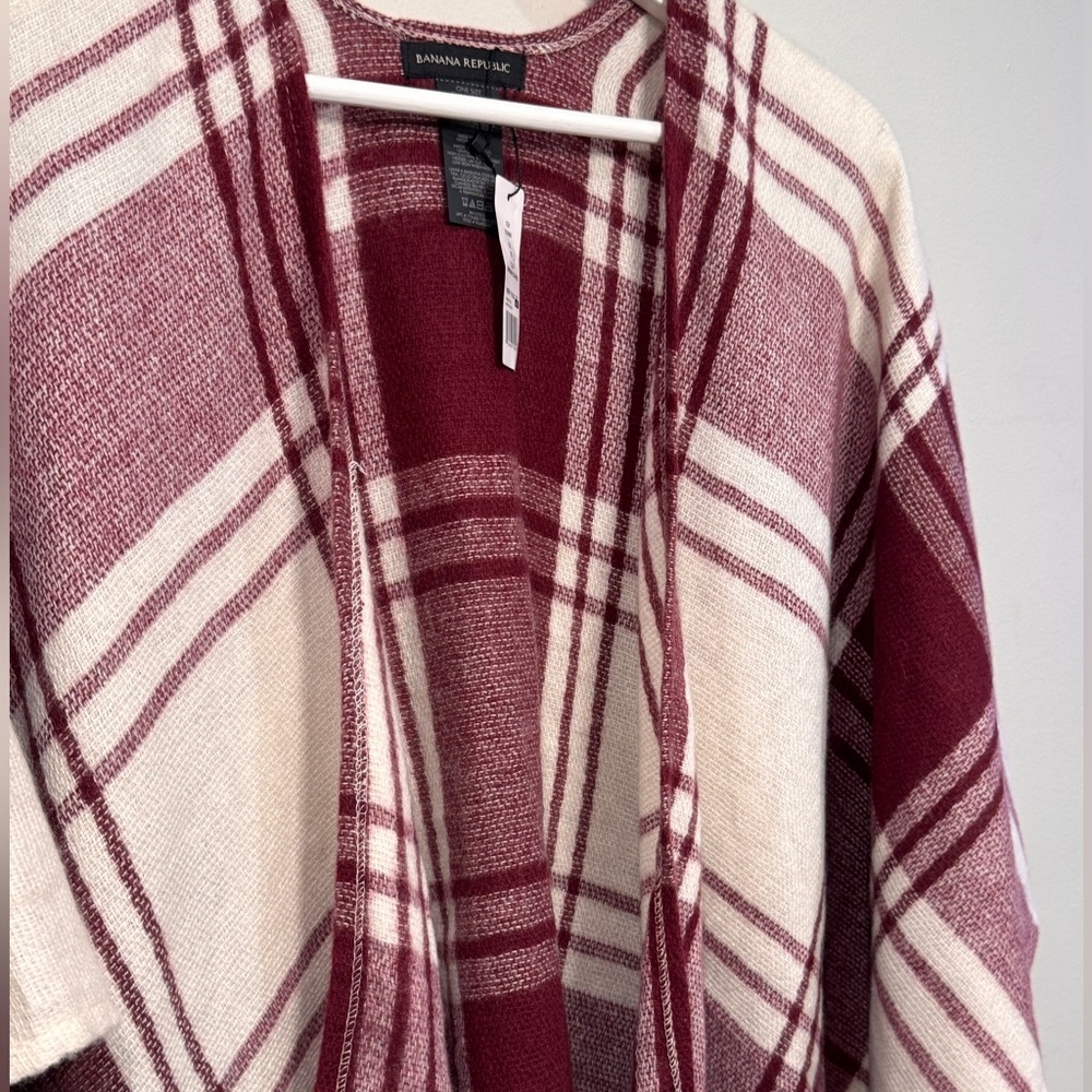 Banana Republic Red and White Plaid Poncho - Picture 3 of 5